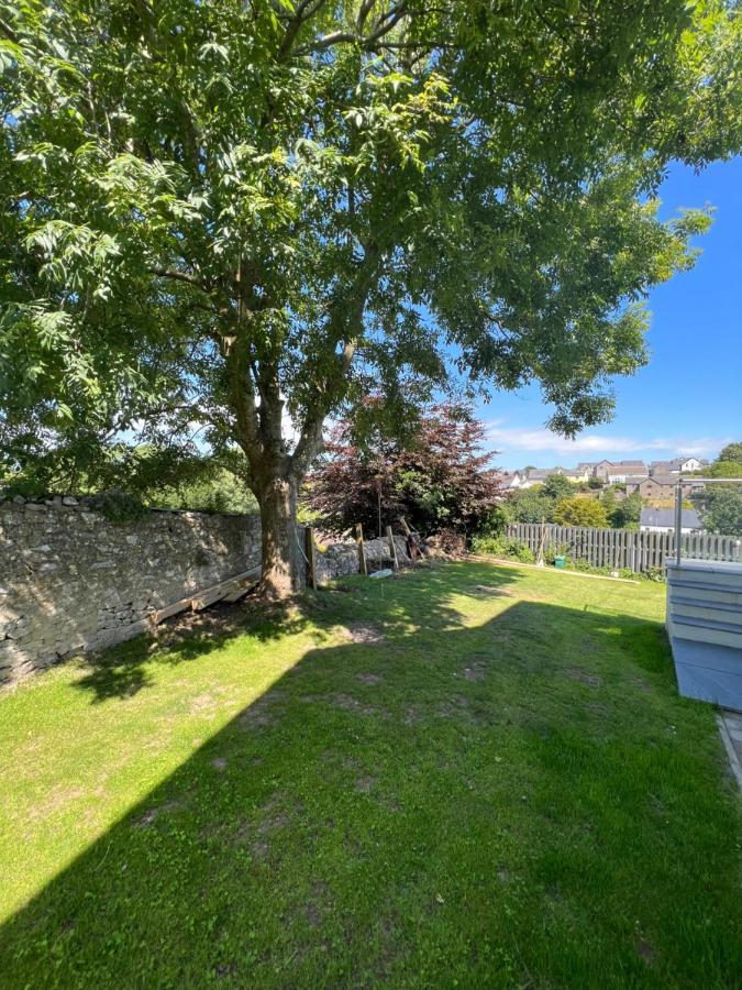 Orchard Lodge -Coastal Retreat, New Build, Village Views, Private Garden And Terrace Saint Brides Major Exterior photo